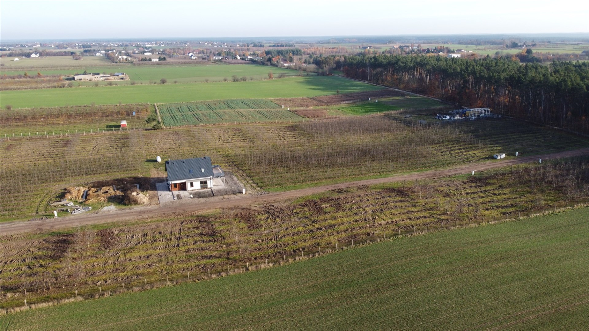 Działka na sprzedaż